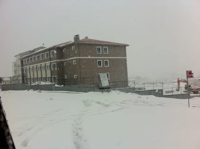 ARNAVUTKÖY İLKÖĞRETİM OKULU